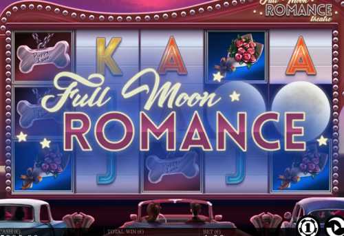 слот Full Moon Romance